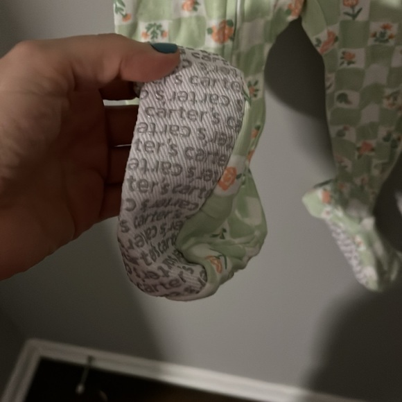 NWT Carters Footie Pajamas - 18M - Picture 3 of 5